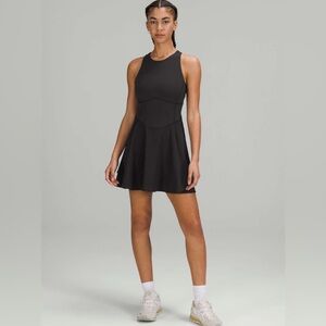Lululemon Court Crush‎ Dress Black Size 4 Pristine Condition